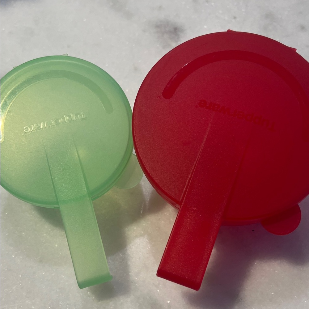 Tupperware Hanging Vegetable Storage Containers - Picture 2 of 4